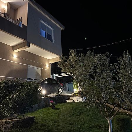 Ilvi Guesthouse Gjirokastër Exteriér fotografie