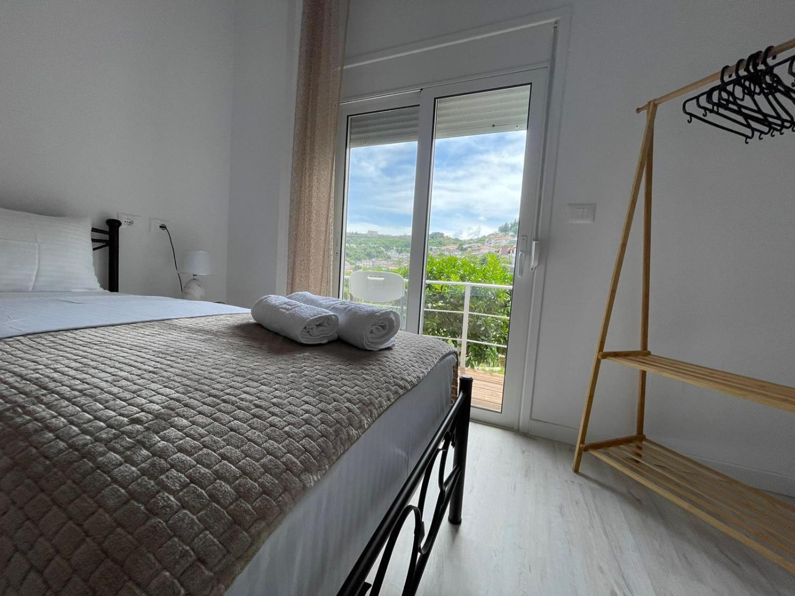 Ilvi Guesthouse Gjirokastër Exteriér fotografie